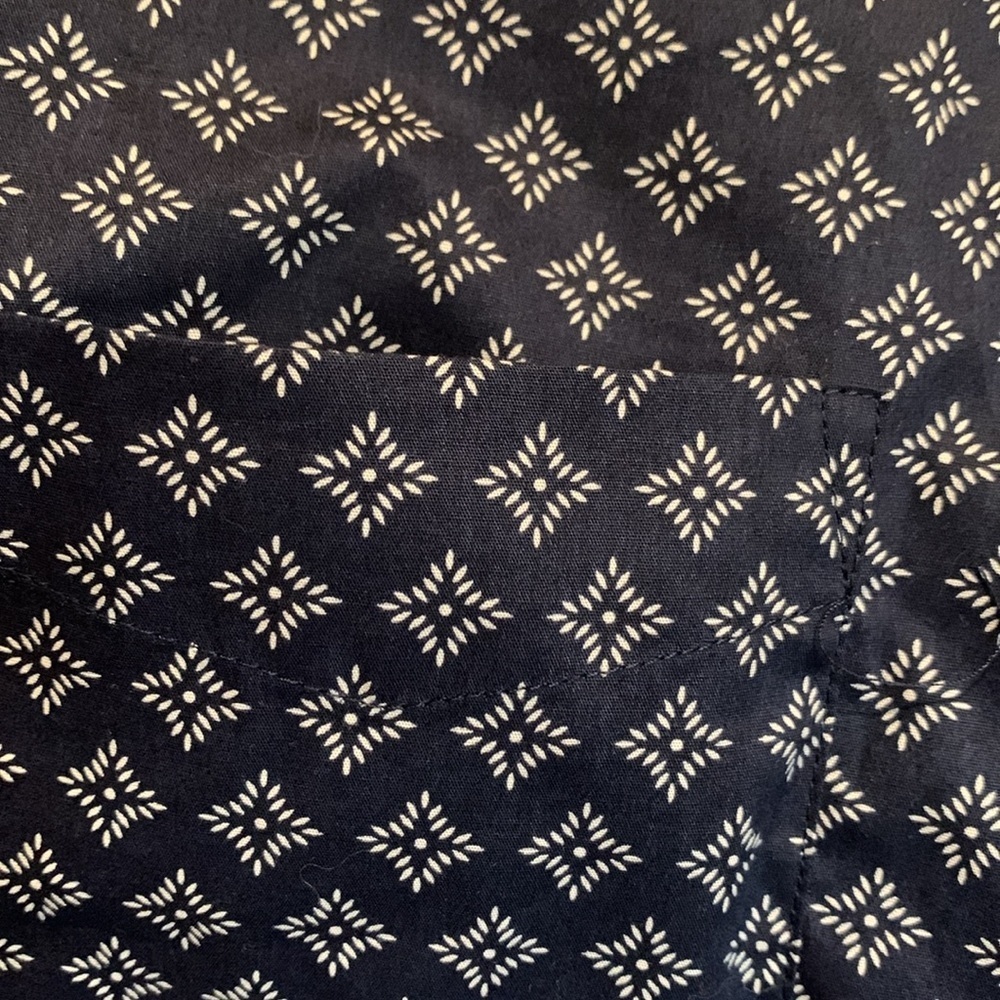 Club Room Navy Blue with White Design S/S Button Down Shirt - Picture 3 of 4